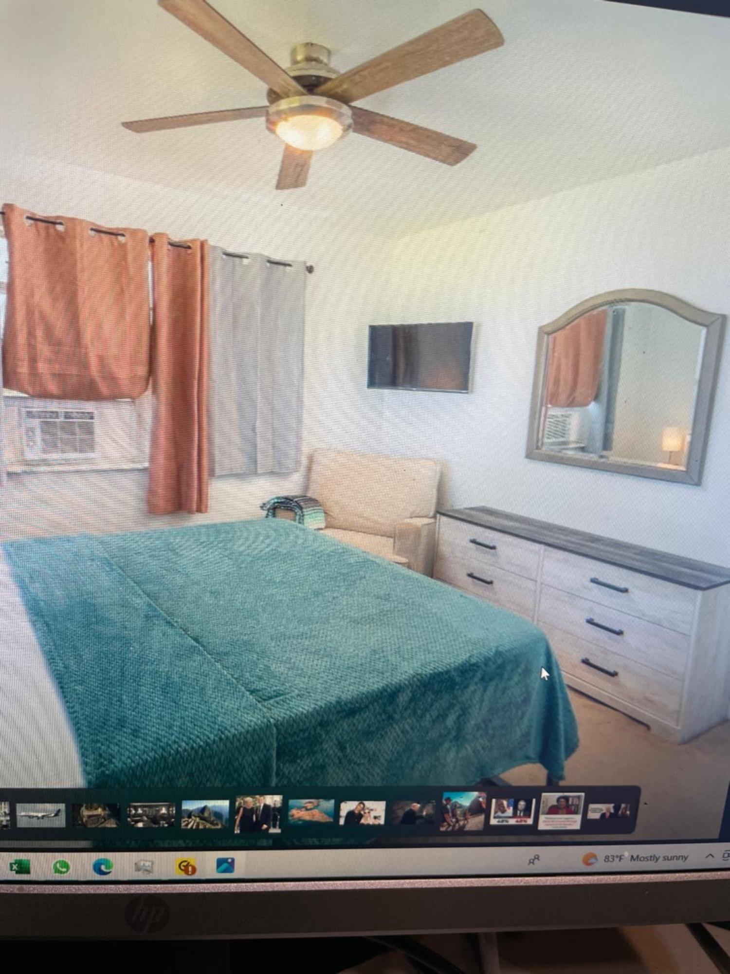 John'S Place Гранд Търк Екстериор снимка